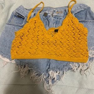 Yellow crop tank